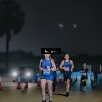 Runner Photo 7511704