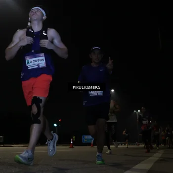 Runner Photo 7511716