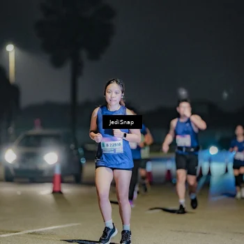 Runner Photo 7511718