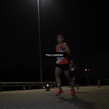 Runner Photo 7511730
