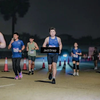 Runner Photo 7511732