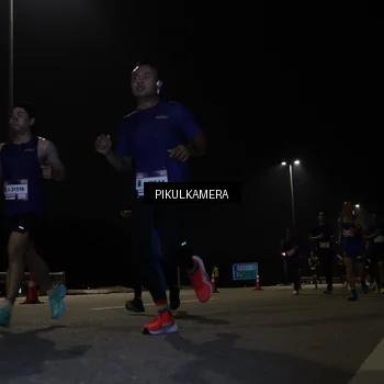 Runner Photo 7511742