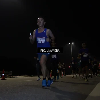 Runner Photo 7511756