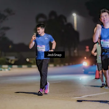 Runner Photo 7511757