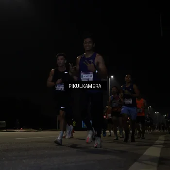 Runner Photo 7511766