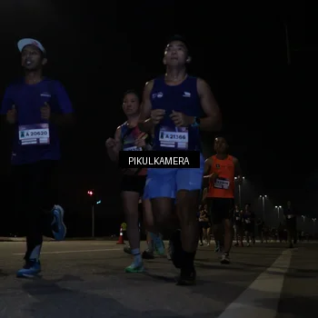 Runner Photo 7511772
