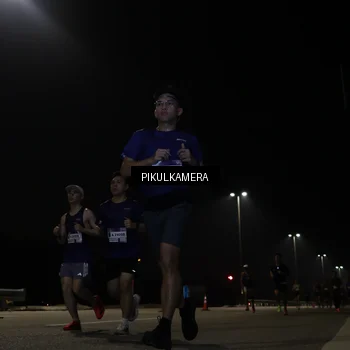 Runner Photo 7511775