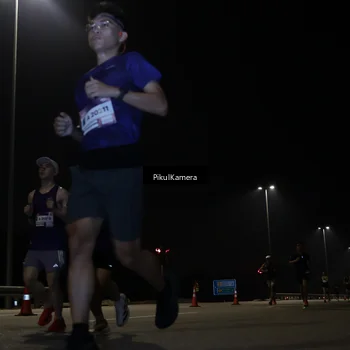 Runner Photo 7511780