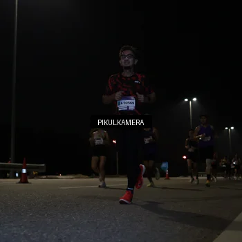 Runner Photo 7511786