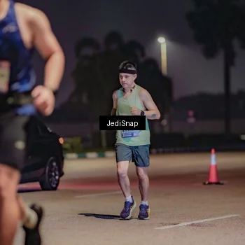 Runner Photo 7511791