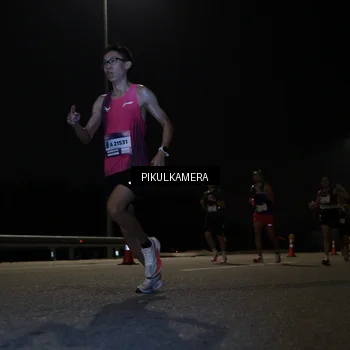 Runner Photo 7511795