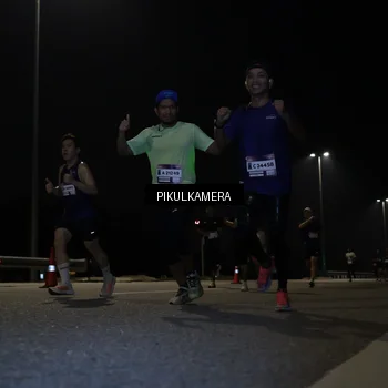 Runner Photo 7511803
