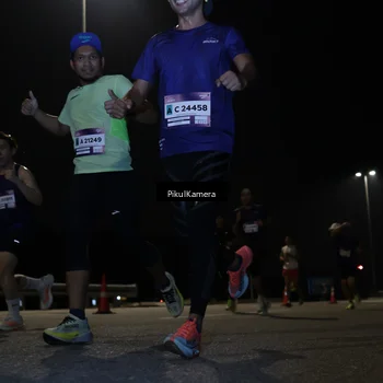 Runner Photo 7511812