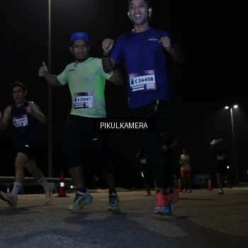 Runner Photo 7511815