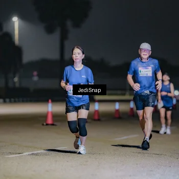 Runner Photo 7511817