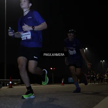 Runner Photo 7511819