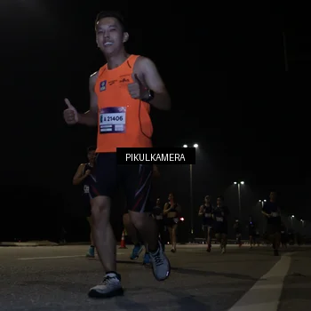 Runner Photo 7511835