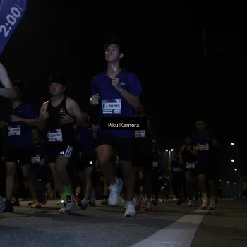 Runner Photo 7511842