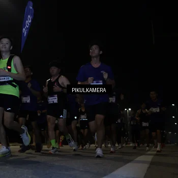 Runner Photo 7511843