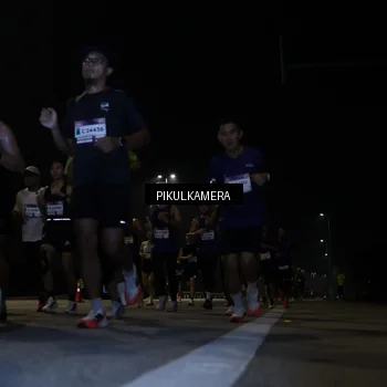 Runner Photo 7511848