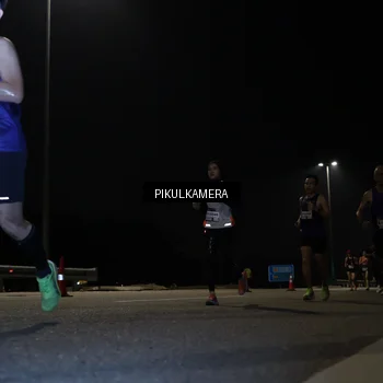 Runner Photo 7511857