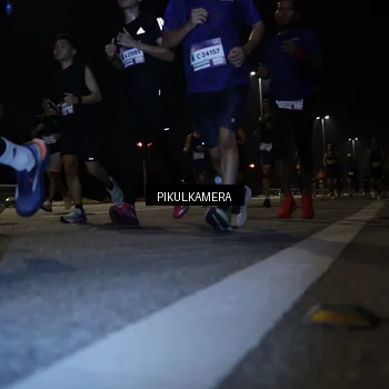 Runner Photo 7511858