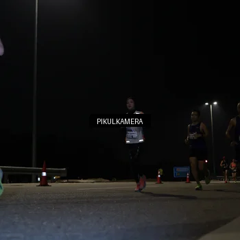 Runner Photo 7511862