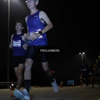Runner Photo 7511863