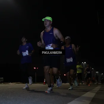 Runner Photo 7511864