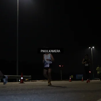 Runner Photo 7511873