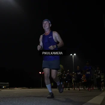 Runner Photo 7511879