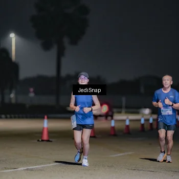 Runner Photo 7511887