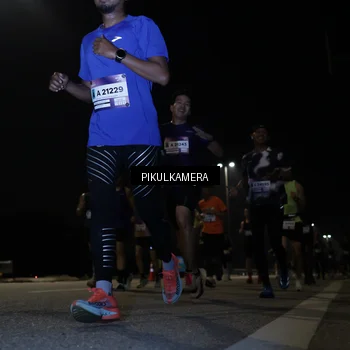 Runner Photo 7511894