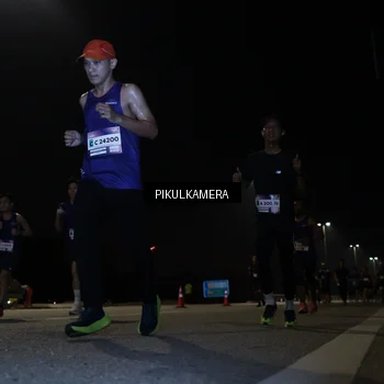 Runner Photo 7511903