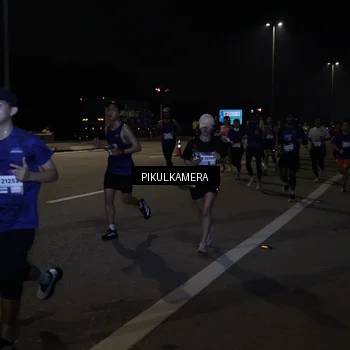 Runner Photo 7511919