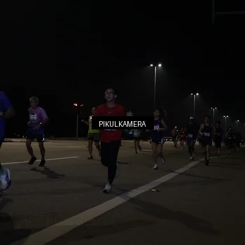 Runner Photo 7511936