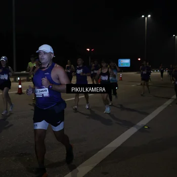 Runner Photo 7511949