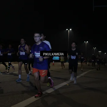 Runner Photo 7511953