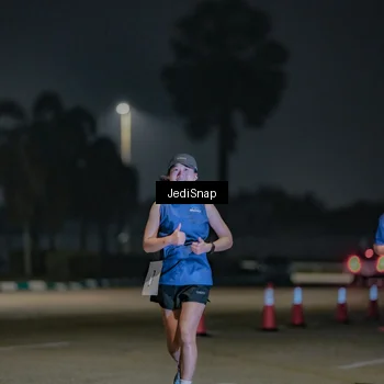 Runner Photo 7511954