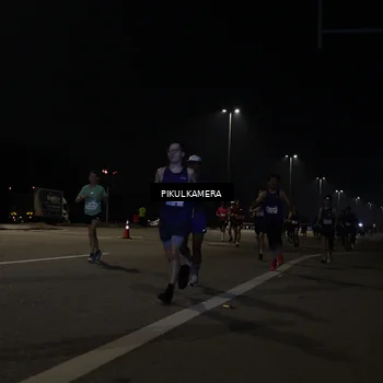 Runner Photo 7511961