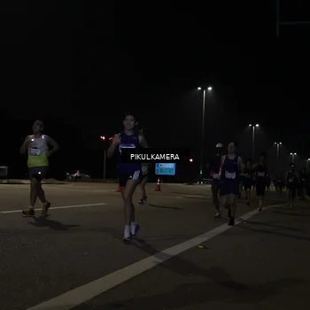 Runner Photo 7511963