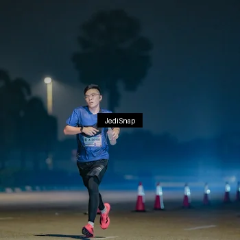 Runner Photo 7511972