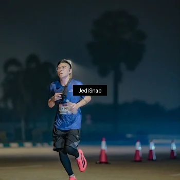 Runner Photo 7511980