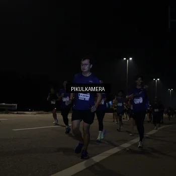 Runner Photo 7511991