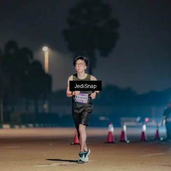 Runner Photo 7512004