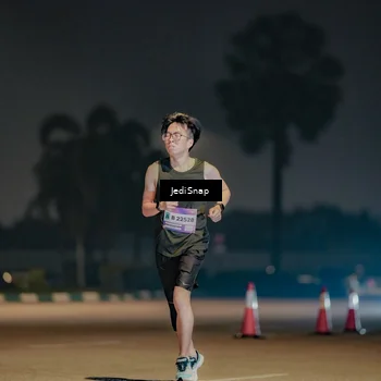 Runner Photo 7512006