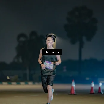 Runner Photo 7512008
