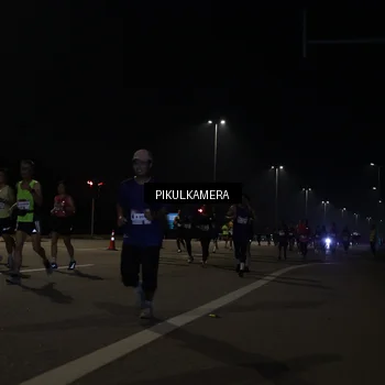 Runner Photo 7512012