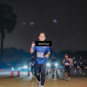 Runner Photo 7512013