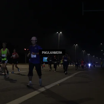 Runner Photo 7512016